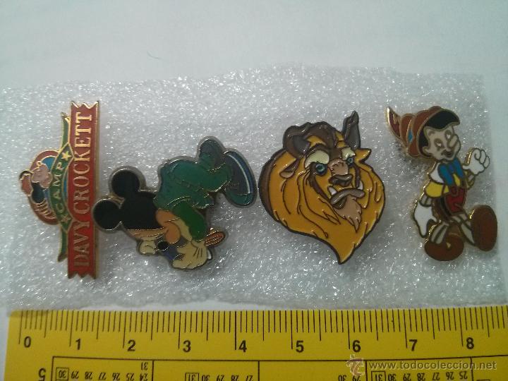 Pins de colecci&oacute;n: Lote 4 pins DISNEY - Bestia, Pinocho, Mickey -