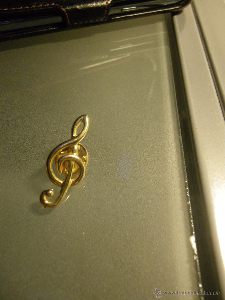 Pin's de collection: Pin m&uacute;sica