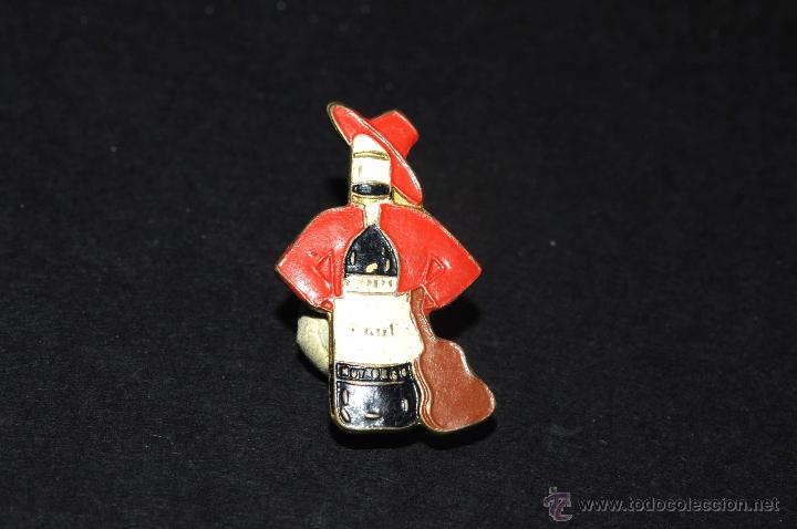 Collection pins: PIN INSIGNIA DE AGUJA IMPERDIBLE TIO PEPE JEREZ