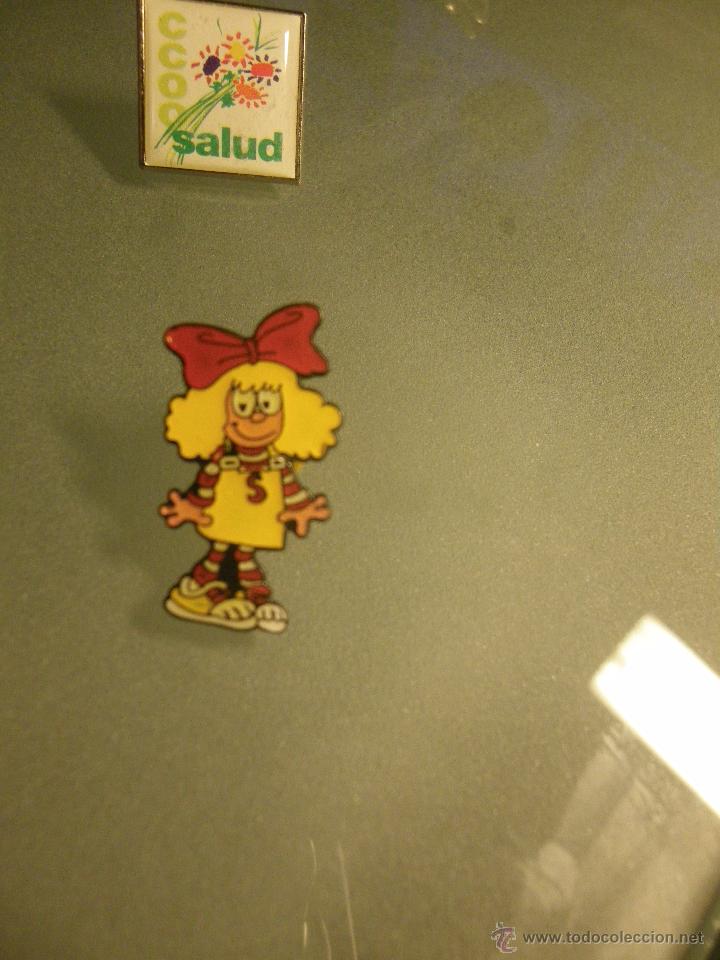 Pins de colecci&oacute;n: Pin pesonaje femenino dibujos animados