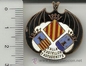 Pins de colecci&oacute;n: (P-241)ANTIGUA INSIGNIA ESMALTADA DE AGUJA,FALLA CASTELLON Y ADYACENTES