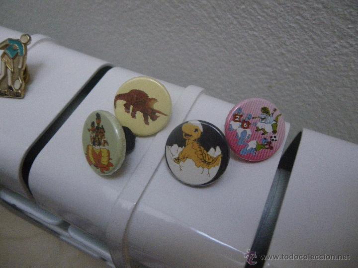 Pins de colecci&oacute;n: 4 Pins chapa de dinosaurios - Foto 1