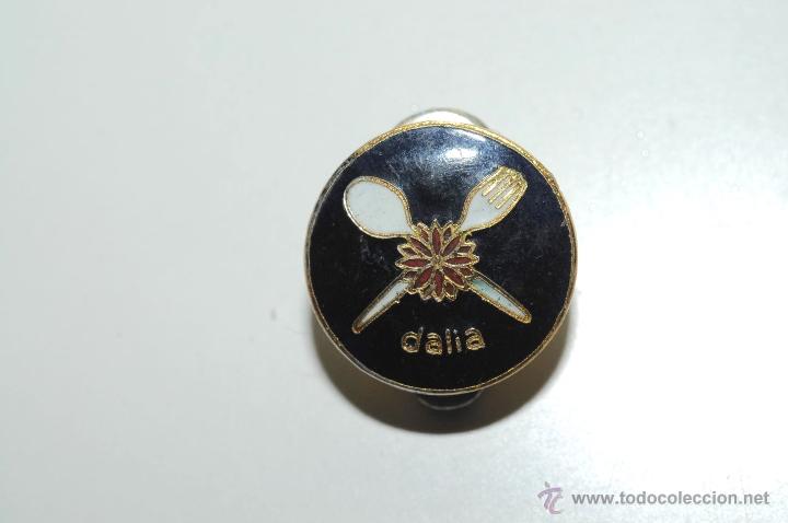 Pins de colecci&oacute;n: PIN INSIGNIA ESMALTADO DE OJAL DALIA COMPRA MINIMA PARA ENVIAR 5 EUROS