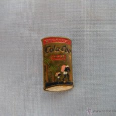 Pins de colección: INSIGNIA DE SOLAPA PINS COLA-CAO