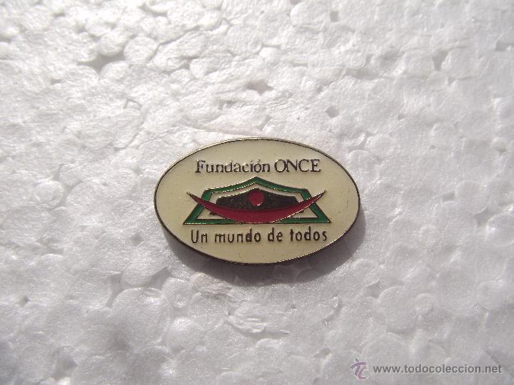 Pins de colecci&oacute;n: PIN FUNDACION ONCE. UN MUNDO DE TODOS