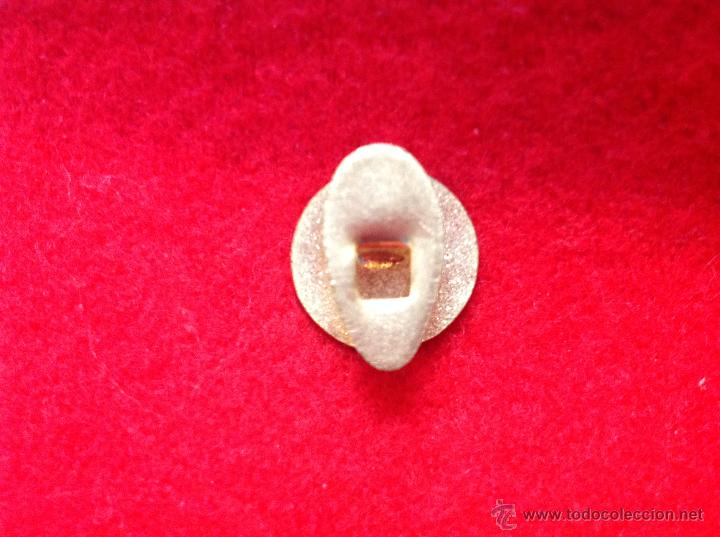 Pins de colecci&oacute;n: Insignia de ojal del servicio de transfusiones de sangre del ej&eacute;rcito. - Foto 2