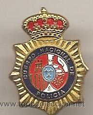 Pins de colecci&oacute;n: Cuerpo Nacional de Polic&iacute;a. Peque&ntilde;a plaquita tipo insignia