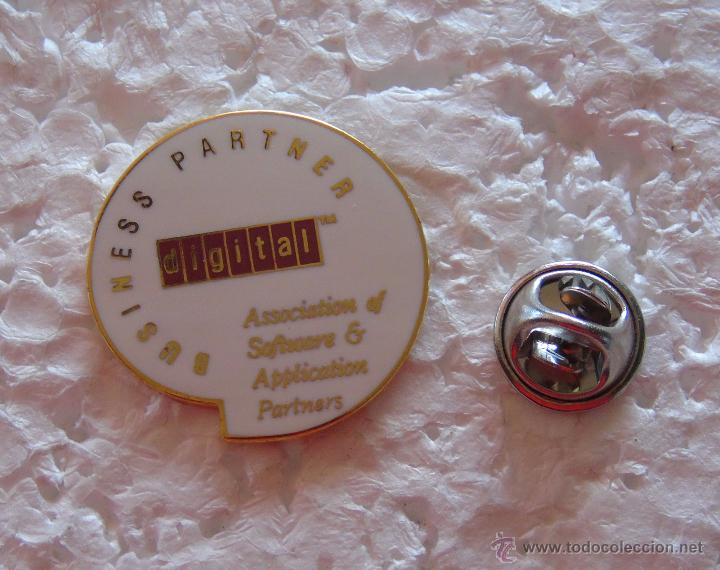 Pins de cole&ccedil;&atilde;o: PIN DE INFORM&Aacute;TICA SOFTWARE. DIGITAL BUSINESS PARTNER