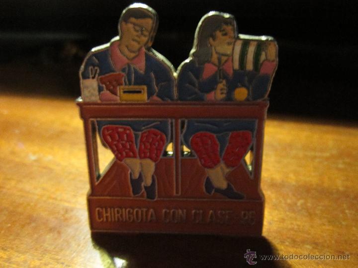 Pins de colecci&oacute;n: PIN DE SOBREMESA. CARNAVALES DE CADIZ. CHIRIGOTA CON CLASE 96