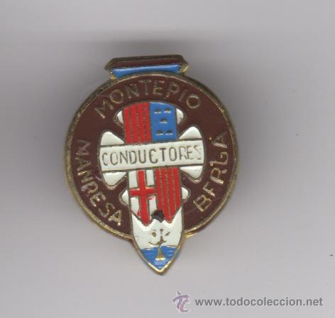 Pins de colecci&oacute;n: curiosa insignia pin de la casa de seguros para coche montepio de conductores manresa berga