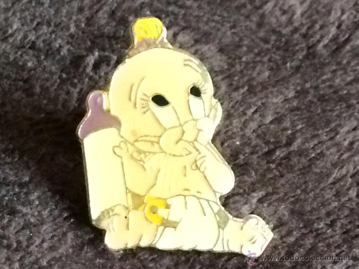 Pins de colecci&oacute;n: PIN DE BEBE CON BIBERON - Foto 1