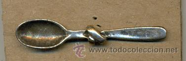 Pins de colecci&oacute;n: 13-2029. Pi relieve cuchara