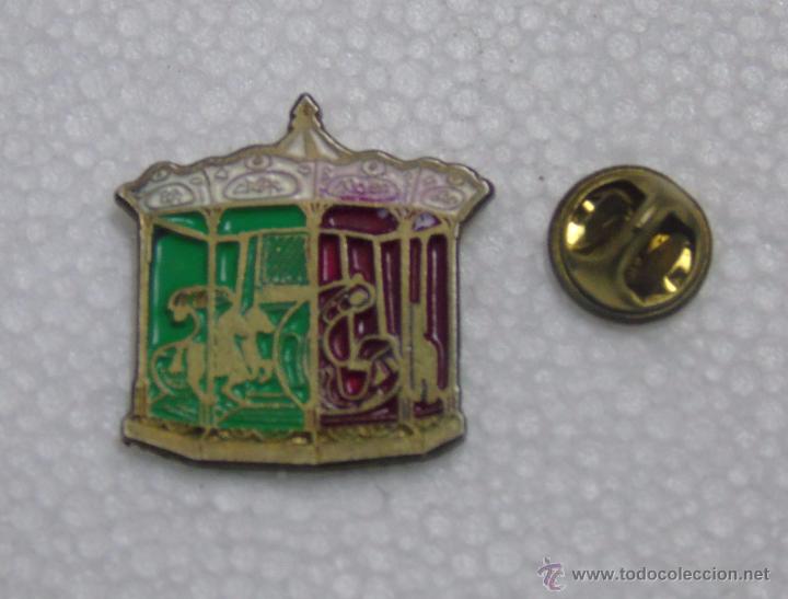 Pins e Spille di collezione: PIN. CARRUSEL TIOVIVO. ATRACCI&Oacute;N FERIA