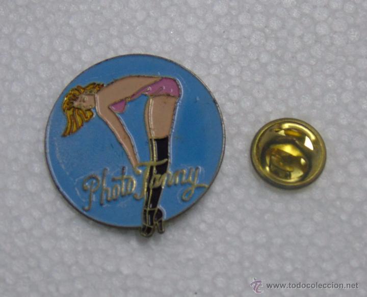 Sammlung von Pins: PIN MUJER DESNUDA TOPLESS TIPO PIN UP VINTAGE
