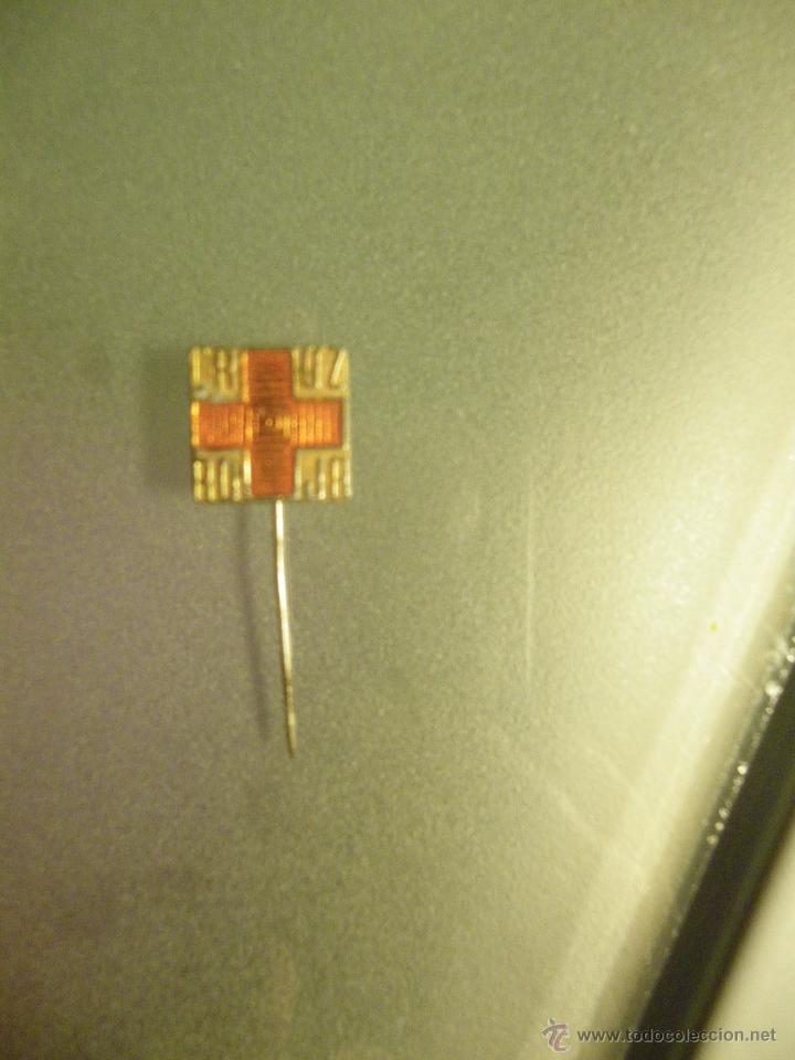 Pins de colecci&oacute;n: Pin aguja de la Cruz Roja - Foto 1
