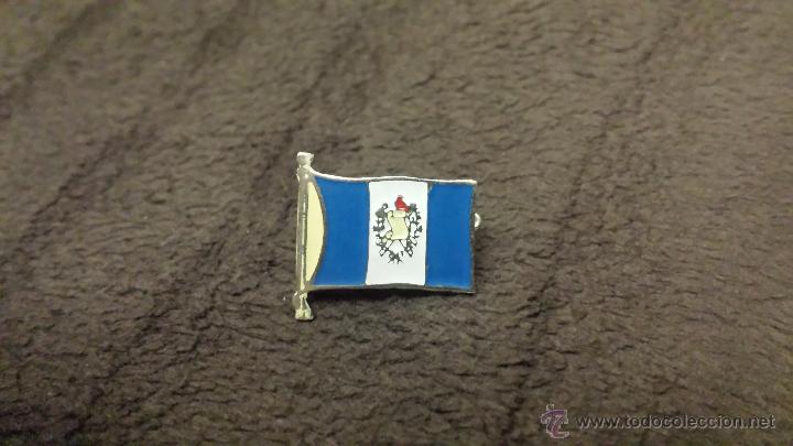 Pins de colecci&oacute;n: PIN BANDERA PA&Iacute;S GUATEMALA (INSIGNIA ESMALTADA DE IMPERDIBLE )