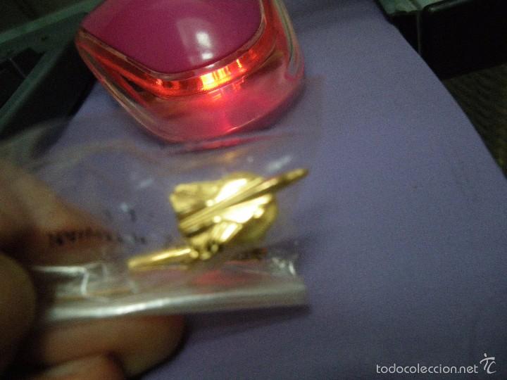 Pins de colecci&oacute;n: Pin avi&oacute;n (en bolsa grapada, con cadenilla)