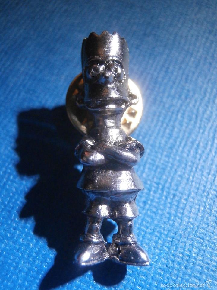 Pins de colecci&oacute;n: Pin de colecci&oacute;n - Bart Simpson - Met&aacute;lico - - Foto 3
