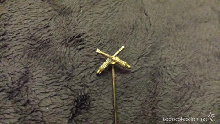 Pins de cole&ccedil;&atilde;o: PIN EMBLEMA EJ&Eacute;RCITO MILITAR BATALLON O DIVISION DE ARTILLERIA (insignia de aguja )