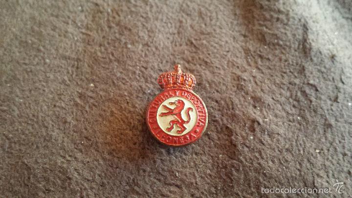 Sammlung von Pins: PIN ANTIGUO ESCUDO EQUIPO CLUB FUTBOL CULTURAL DEPORTIVA LEONESA ( INSIGNIA ANTIGUA DE OJAL O BOT&Oacute;N)