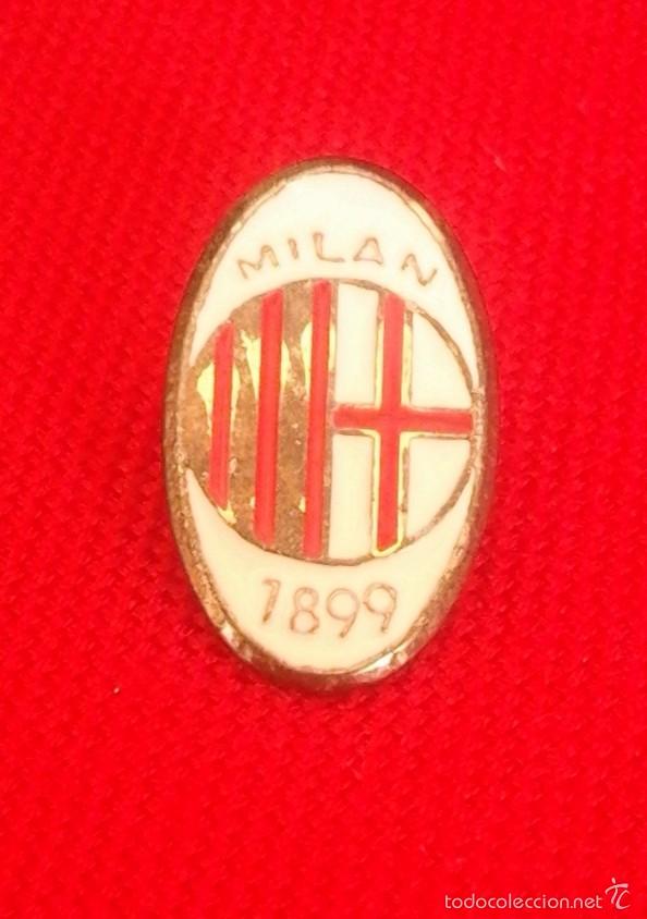 Pin's de collection: MILAN - PIN FUTBOL - A&Ntilde;O 1899  FUNDACION DEL CLUB - ITALIA -