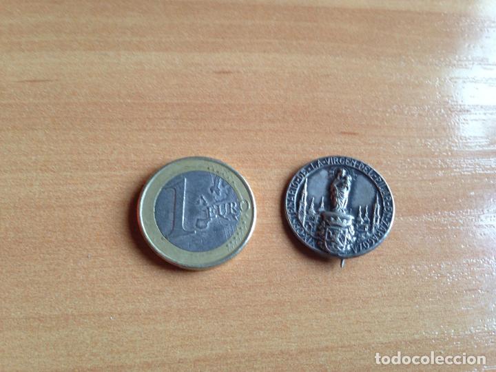 Pins de colecci&oacute;n: ANTIGUO PIN INSIGNIA XIX ANIVERSARIO DE LA VIRGEN DEL PILAR EN ZARAGOZA