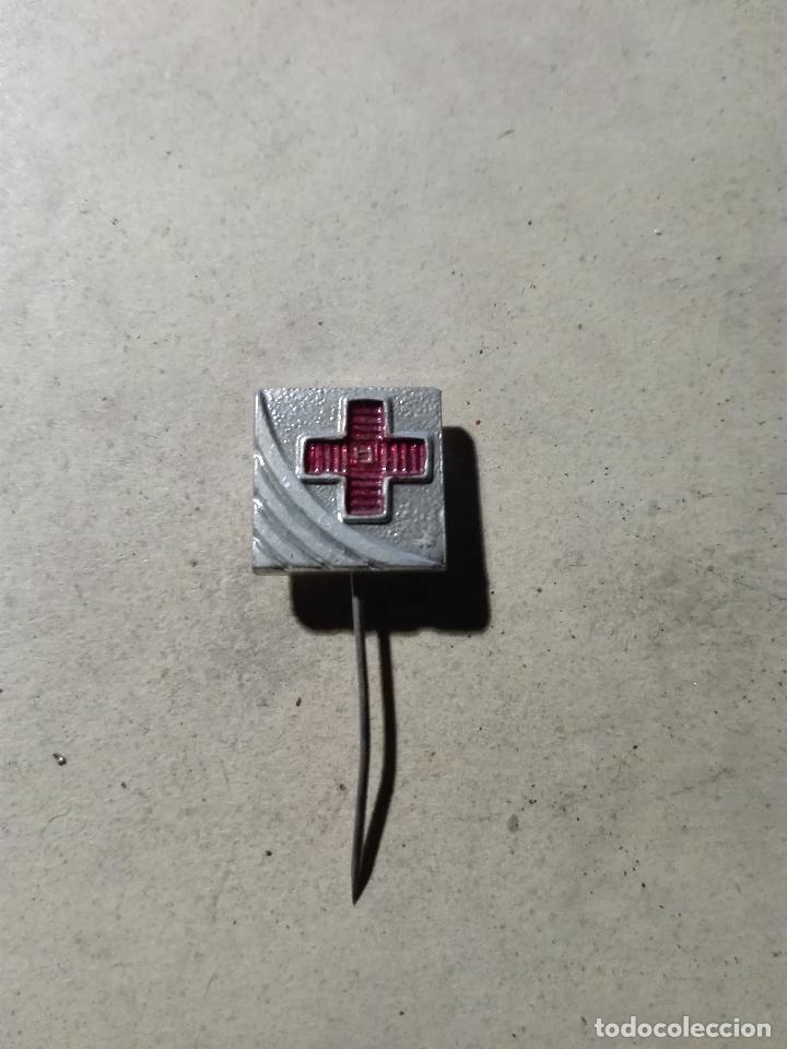 Collection pins: CRUZ ROJA - ALFILER DE SOLAPA