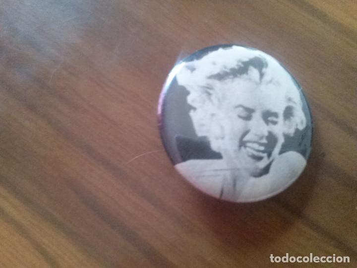 Sammlung von Pins: CHAPA. MARYLIN MONROE. 0&acute;31 MM. BUEN ESTADO. NO USADO. RARO