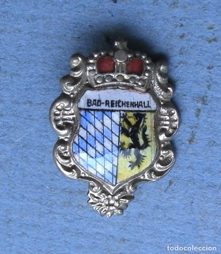 Pins de colecci&oacute;n: pin de bad reichenwall (2cm aprox) - Foto 1