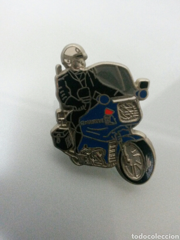 Sammlung von Pins: PIN GENDARMERIE MOTO 1991
