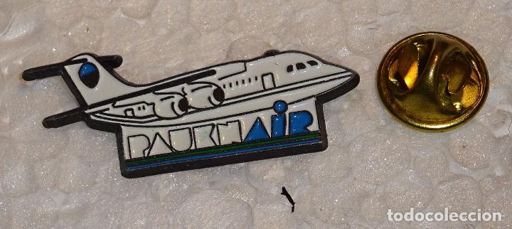 Pins de colecci&oacute;n: PIN DE AVIONES. PAUKNAIR. AVI&Oacute;N REACTOR BAE 146. MELILLA. A&Ntilde;OS 90. AEROL&Iacute;NEAS.
