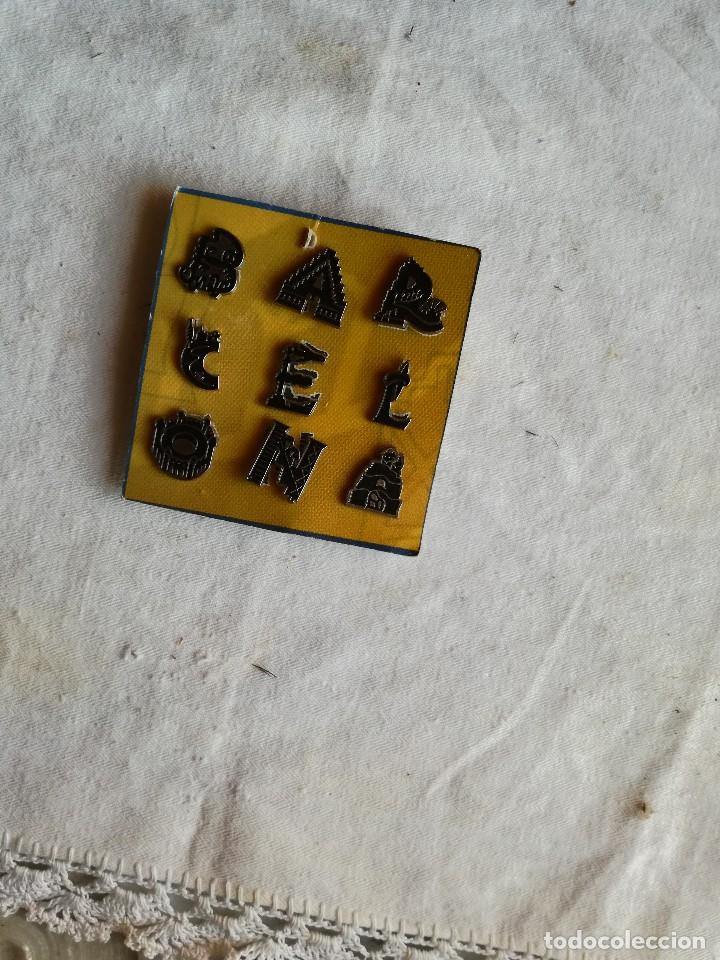 Pins de colecci&oacute;n: BARCELONA by MARISCAL-PINS. - Foto 1