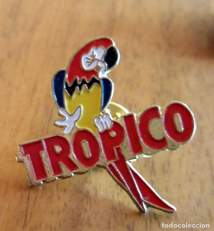 PINS - PIN TROPICO