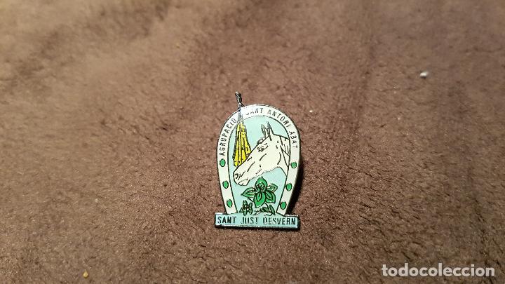 Pins de colecci&oacute;n: PIN AGRUPACIO SANT ANTONI ABAT  (INSIGNIA SANT JUST DESVERN )