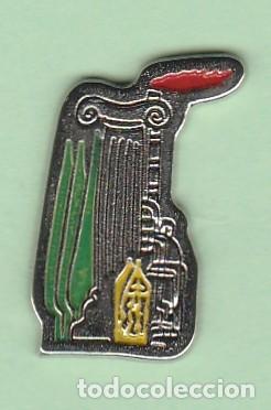 Collection pins: PIN - TARRAGONES - CATALU&Ntilde;A MODERNA - EL PAIS LA CAIXA - 1995 - DISE&Ntilde;ADOR PERICO PASTOR -