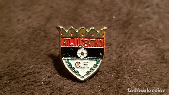Pins de colecci&oacute;n: PIN ESCUDO EQUIPO F&Uacute;TBOL CLUB ATLETICO LUCENTINO (INSIGNIA CLUB DE LUCENA FEDERACION ANDALUZA)