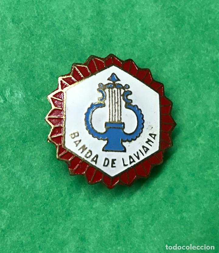 Pins de colecci&oacute;n: Rara insignia banda de m&uacute;sica de Laviana - Pola de Laviana (Asturias) - A&ntilde;os 60