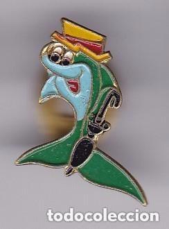 Pins de colecci&oacute;n: ANTIGUO PIN DE OJAL DE PUBLICIDAD DE GINEBRA GREEN FISH