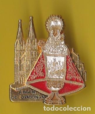 Pin's de collection: PIN - ASTURIAS - VIRGEN DE COVADONGA - IMAGEN Y BASILICA SANTUARIO - METAL RELIEVE EN DORADO Y COLOR