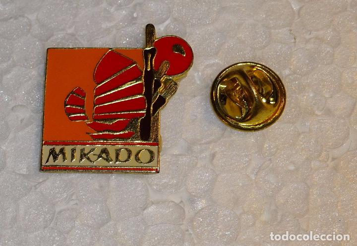 Pins de colecci&oacute;n: PIN DE CHOCOLATES MIKADO - Foto 1