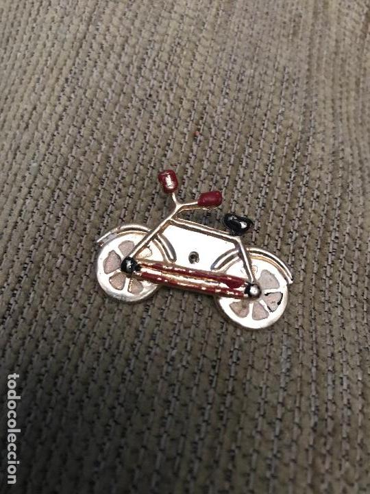 Pins de colecci&oacute;n: ANTIGUO PIN ALFILER BICICLETA
