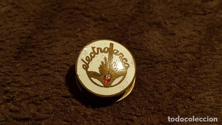 Pins de colecci&oacute;n: PIN ANTIGUO EMBLEMA ELECTRO ANCO (INSIGNIA ESMALTADA ANTIGUA DE OJAL)