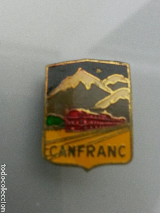 Pins de colecci&oacute;n: ANTIGUO Y RARO PIN IMPERDIBLE CANFRAN A&Ntilde;OS 60'