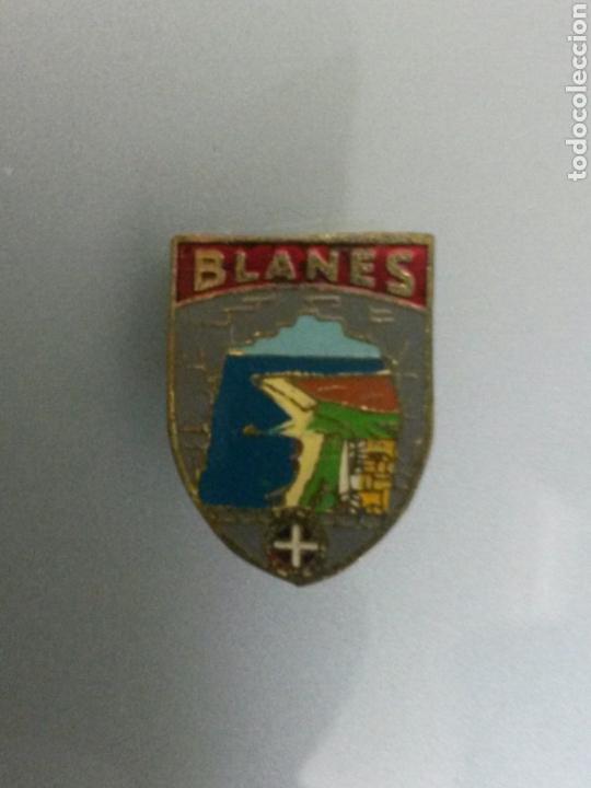 Pins de colecci&oacute;n: ANTIGUO PIN IMPERDIBLE BLANES A&Ntilde;OS 60'