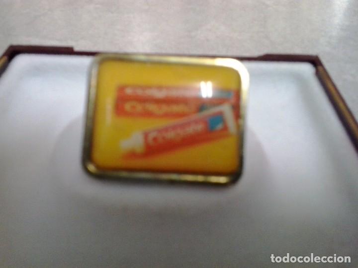 Pin's de collection: PIN ANTIGUO de COLGATE