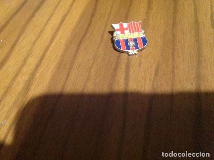 Collection pins: PINS. ESCUDO DEL BARCELONA. PEQUE&Ntilde;O FORMATO. BUEN ESTADO.