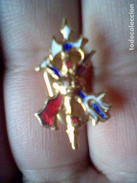 Pins de cole&ccedil;&atilde;o: insignia SOLAPA MILITAR LEGION CREO GOTA Y ESMALTE