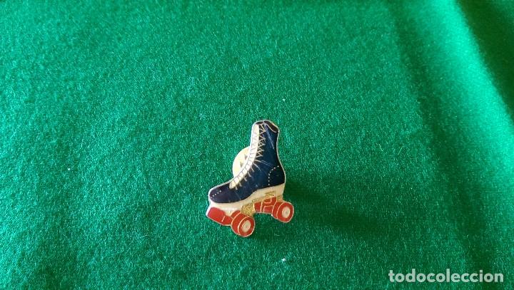 Pins de colecci&oacute;n: PIN PATIN BOTA - Foto 1