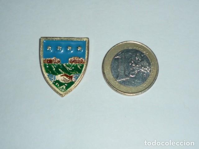 Pins de colecci&oacute;n: PIN HERALDICO DE PERAFORT (TARRAGONA)