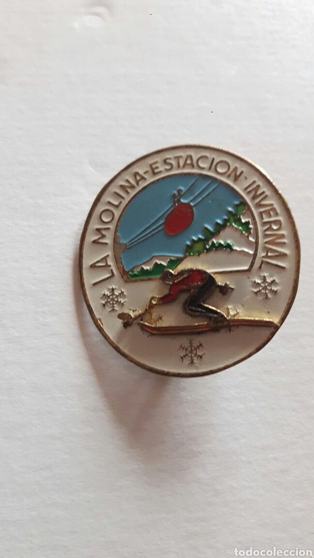 Pins de colecci&oacute;n: INSIGNIA O PIN. LA MOLINA ESTACION INVERNAL. A&Ntilde;OS 50. 40MM. BRONCE ESMALTADO. RARISIMA!